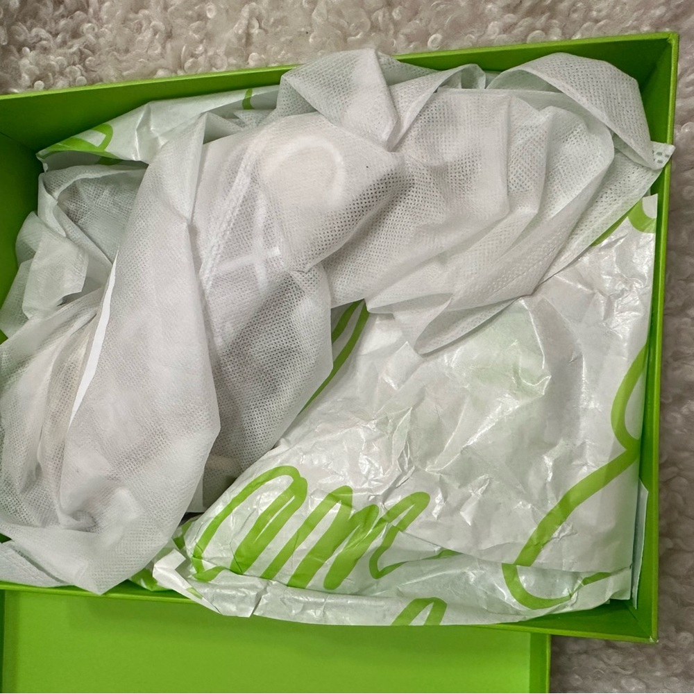 Sam Edelman Leana pearl ivory silk heels with Flower Wedding, Formal size 9.5 - Picture 7 of 8